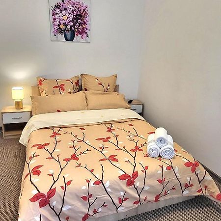 Aparthotel Sibiu Cedonia Esterno foto