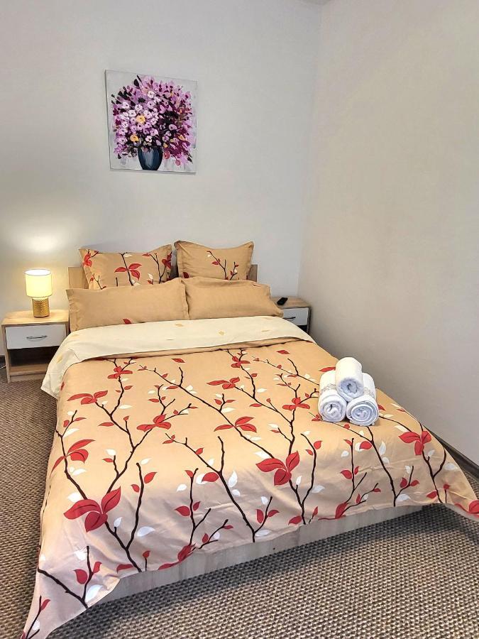 Aparthotel Sibiu Cedonia Esterno foto