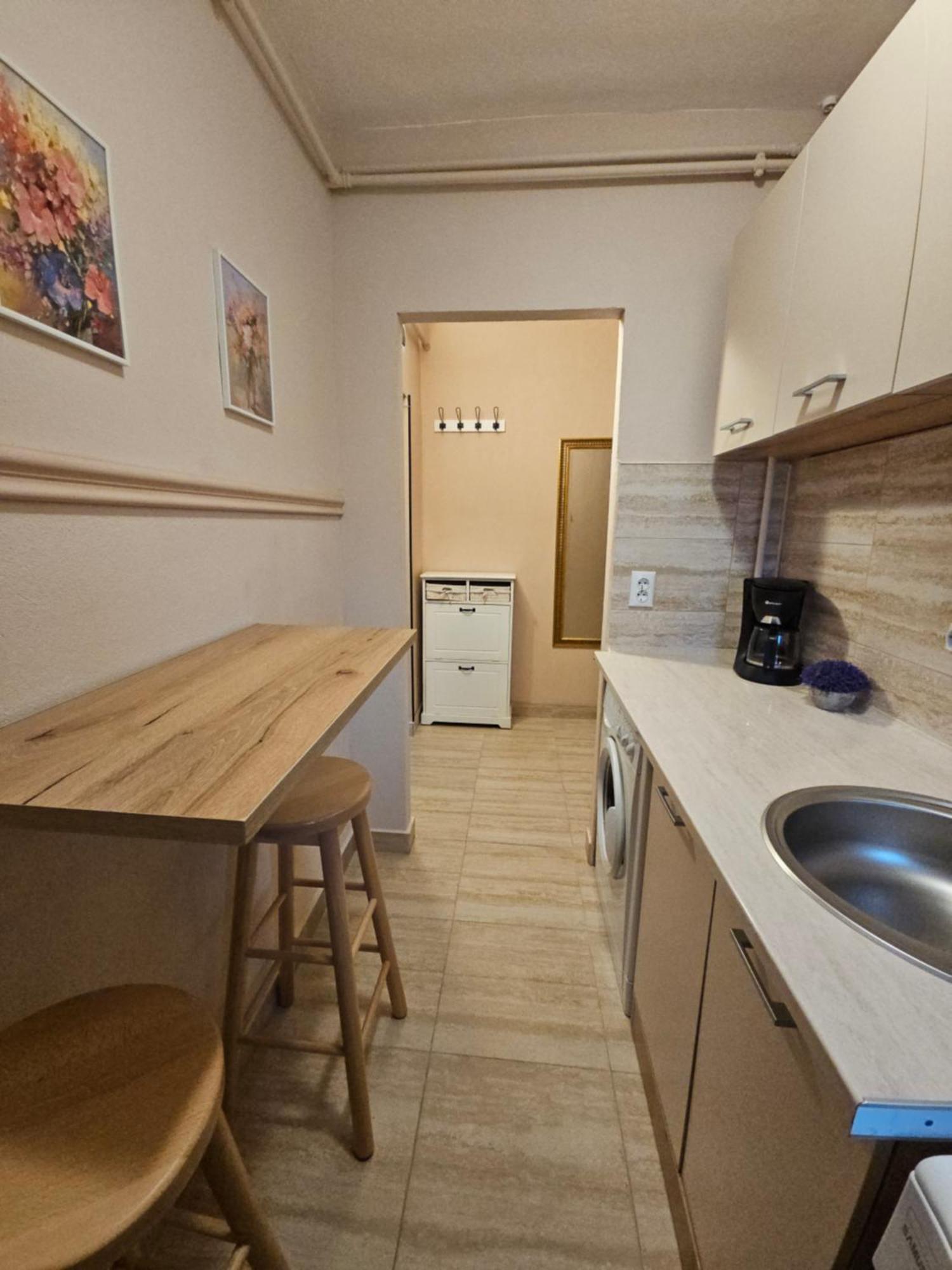 Aparthotel Sibiu Cedonia Esterno foto